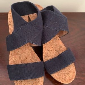 Lucky Brand navy wedges
